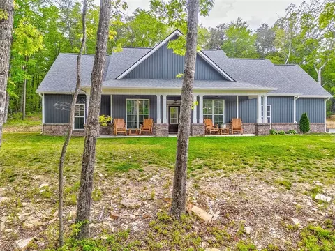 Exterior - 555 E Valley Rd NE, Rydal, GA 30171 photo 2 of 14