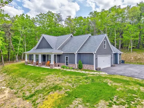Exterior - 555 E Valley Rd NE, Rydal, GA 30171 photo 1 of 14
