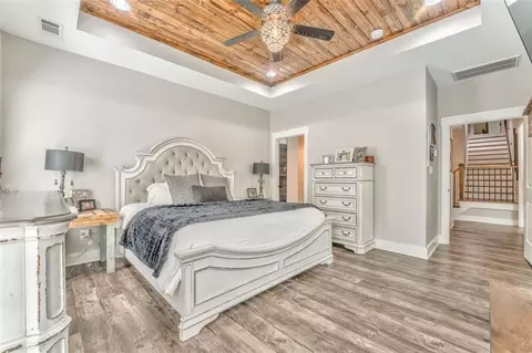Bedroom - 555 E Valley Rd NE, Rydal, GA 30171 photo 2 of 11