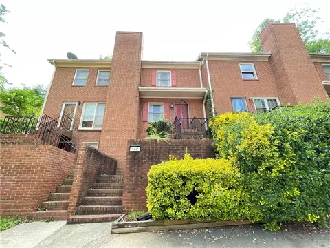 142 Davis Mill Ct, Lawrenceville, GA 30044