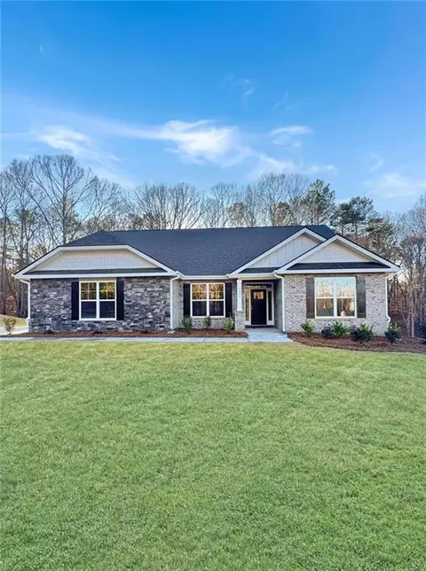5331 Tuscany Dr, Douglasville, GA 30135