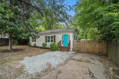 581 Taylor Dr SE, Smyrna, GA 30080
