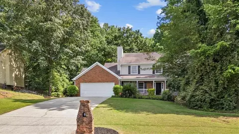 4524 Shumart Dr, Snellville, GA 30039