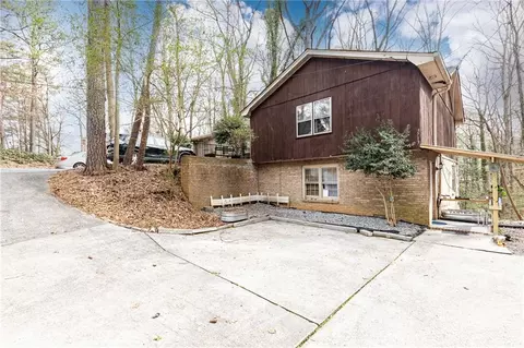 3713 Ashford Dunwoody Rd NE, Atlanta, GA 30319