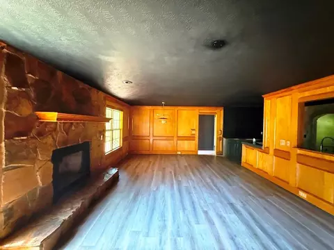 Living - 105 Doe Dr, Temple, GA 30179 photo 2 of 6
