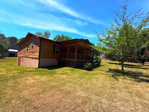 Exterior - 105 Doe Dr, Temple, GA 30179 photo 2 of 15