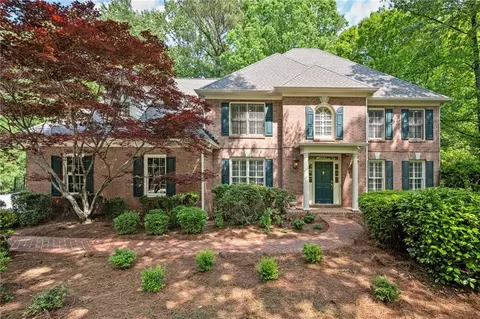 2170 Lake Grove Ln, Milton, GA 30004