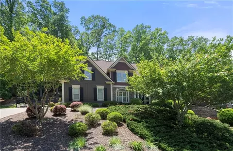 112 Pebblebrooke Run, Canton, GA 30115