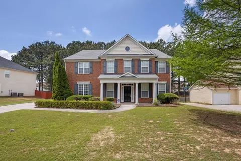 110 Village Green Cir, Tyrone, GA 30290