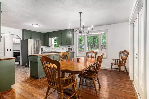 211 Phillips St, Clarkesville, GA 30523 photo 7