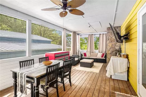211 Phillips St, Clarkesville, GA 30523 photo 19