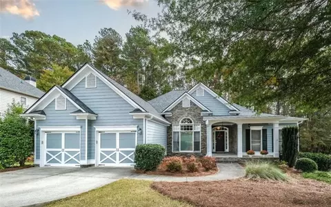 570 Highcrest Dr, Acworth, GA 30101