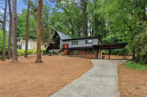 3567 Beachhill Dr, Atlanta, GA 30340