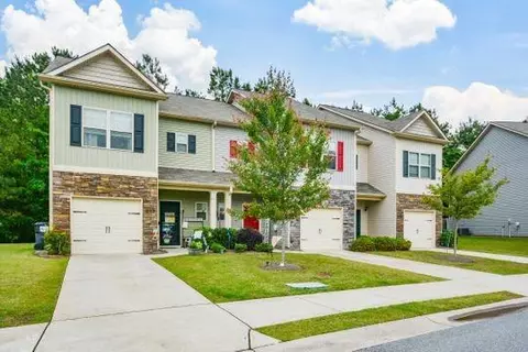 692 Oakside Pl, Acworth, GA 30102
