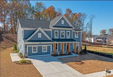 1201 Liberty Park Dr, Braselton, GA 30517