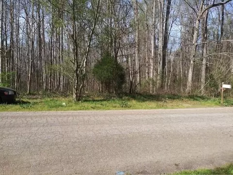 620 Ivy Creek Dr, Nicholson, GA 30565