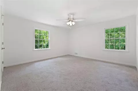 Bedroom - 854 Hickory Ridge Dr, Jackson, GA 30233 photo 3 of 10