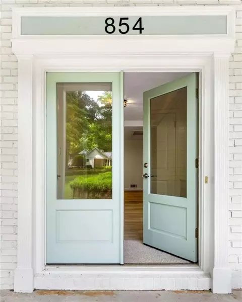 Entry Way - 854 Hickory Ridge Dr, Jackson, GA 30233 photo 1 of 3