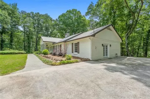 Exterior - 854 Hickory Ridge Dr, Jackson, GA 30233 photo 11 of 11