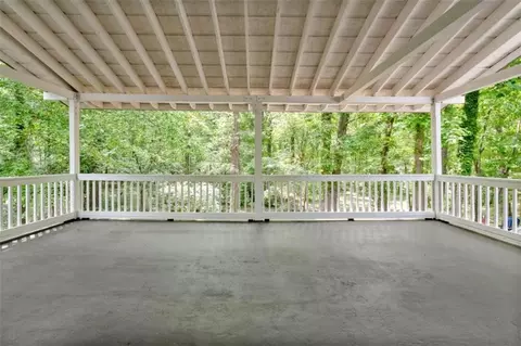 Exterior - 854 Hickory Ridge Dr, Jackson, GA 30233 photo 8 of 11