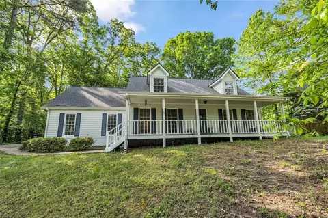 4112 Willow Walk SW, Lilburn, GA 30047
