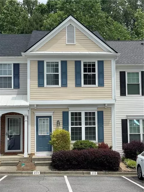 211 Buckland Dr, Alpharetta, GA 30022