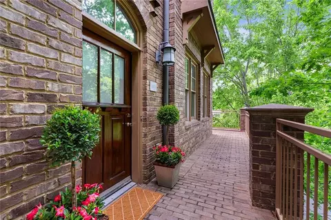 1832 Gordon Mnr NE, Atlanta, GA 30307