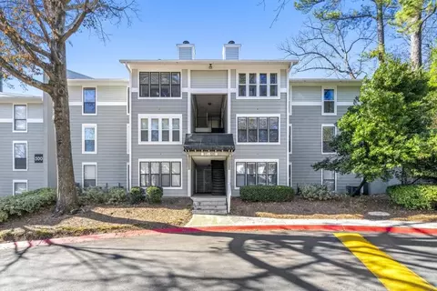 516 Summit North Dr NE, Atlanta, GA 30324