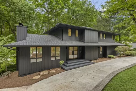 1860 Mountain Shadow, Stone Mountain, GA 30087