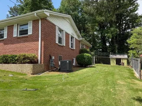 2190 Olive Springs Rd SE, Marietta, GA 30060