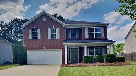 8256 Milam Loop, Fairburn, GA 30213