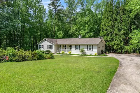 1824 Mcclung Rd, Hiram, GA 30141