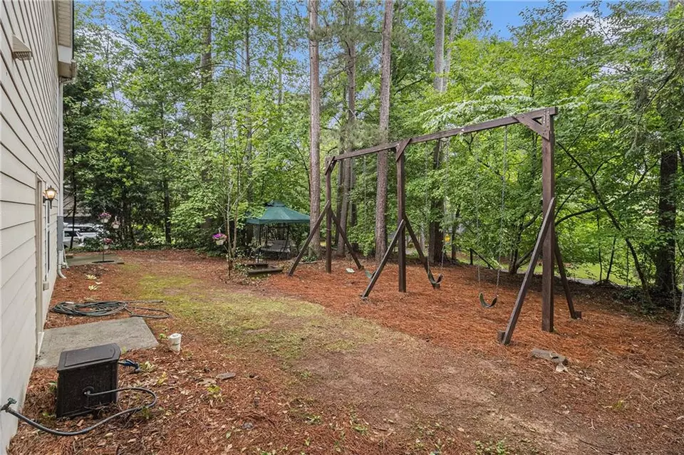 Exterior - 1495 Old Hunters Lake Dr, Marietta, GA 30062 photo 14 of 21