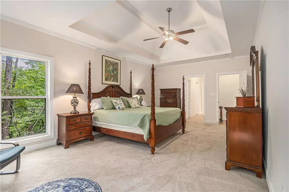 Bedroom - 1495 Old Hunters Lake Dr, Marietta, GA 30062 photo 4 of 12