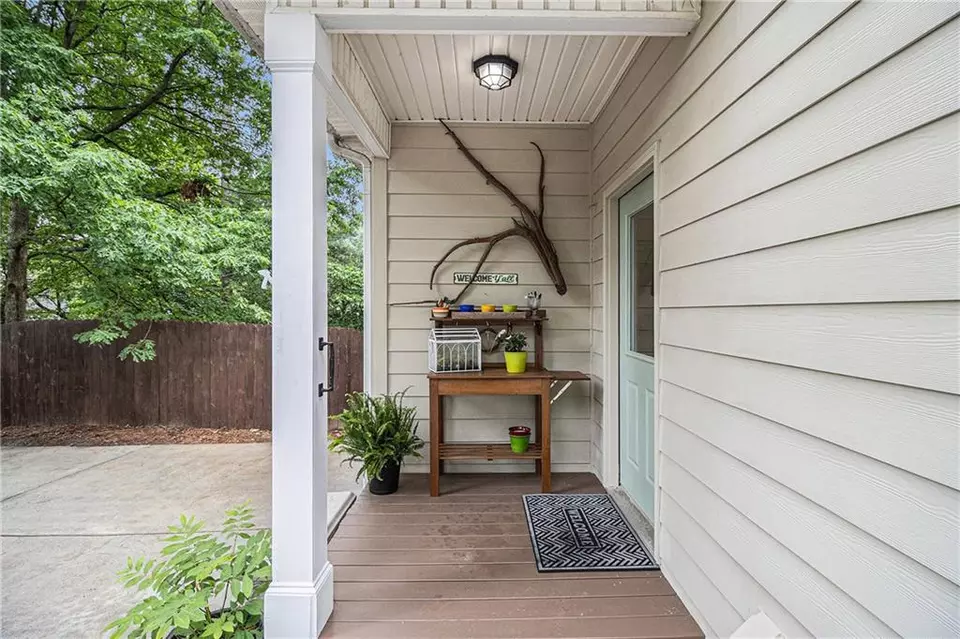 Exterior - 1495 Old Hunters Lake Dr, Marietta, GA 30062 photo 16 of 21