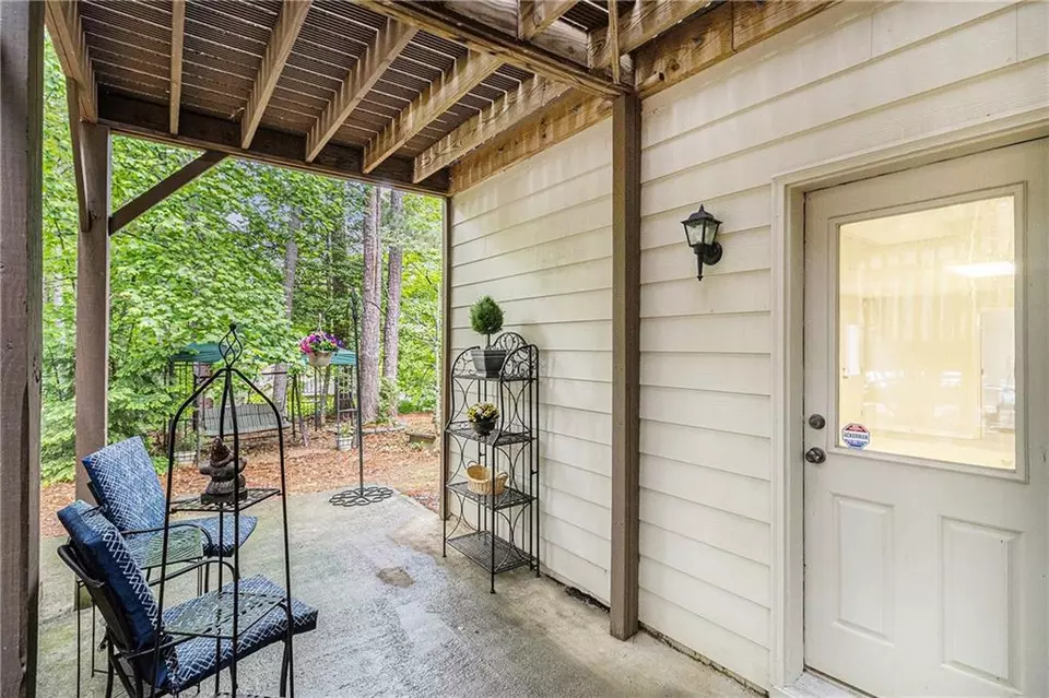Exterior - 1495 Old Hunters Lake Dr, Marietta, GA 30062 photo 9 of 21