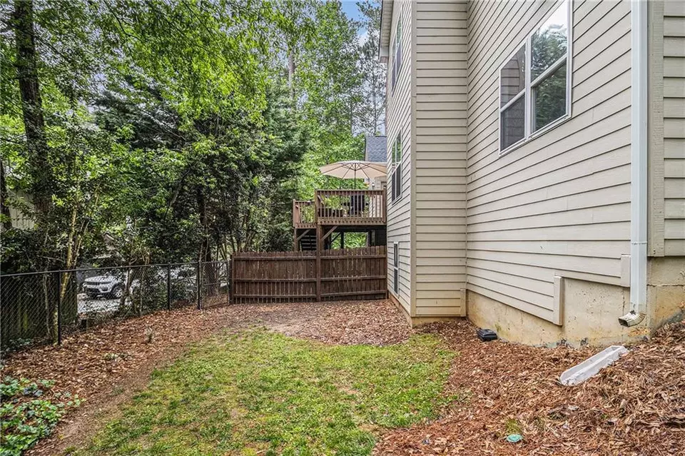 Exterior - 1495 Old Hunters Lake Dr, Marietta, GA 30062 photo 12 of 21