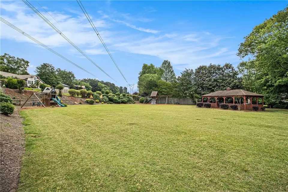 Exterior - 1495 Old Hunters Lake Dr, Marietta, GA 30062 photo 20 of 21