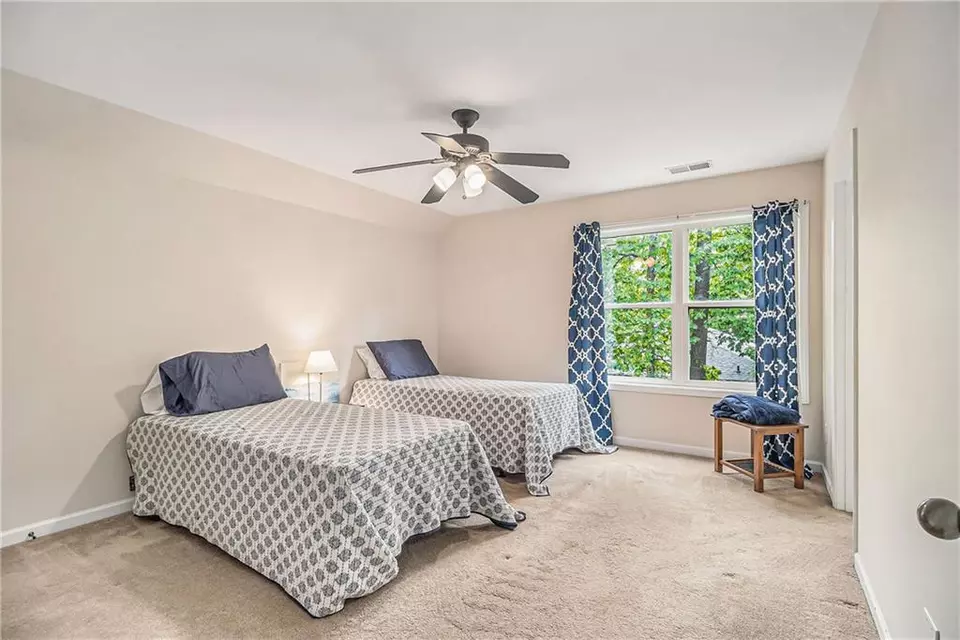 Bedroom - 1495 Old Hunters Lake Dr, Marietta, GA 30062 photo 7 of 12