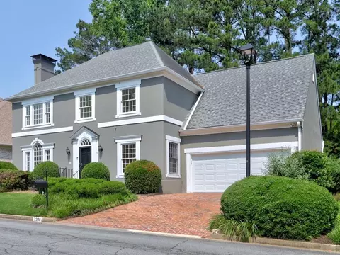 2308 Littlebrooke Dr, Dunwoody, GA 30338