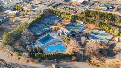 View/Area - 5560 Stoneleigh Dr, Suwanee, GA 30024 photo 4 of 4