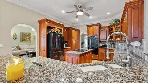 Kitchen - 5560 Stoneleigh Dr, Suwanee, GA 30024 photo 1 of 4