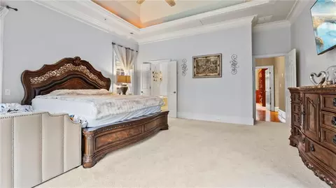 Bedroom - 5560 Stoneleigh Dr, Suwanee, GA 30024 photo 6 of 10