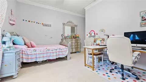 Bedroom - 5560 Stoneleigh Dr, Suwanee, GA 30024 photo 1 of 10