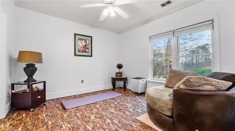 Bedroom - 5560 Stoneleigh Dr, Suwanee, GA 30024 photo 7 of 10
