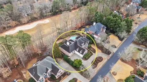View/Area - 5560 Stoneleigh Dr, Suwanee, GA 30024 photo 2 of 4