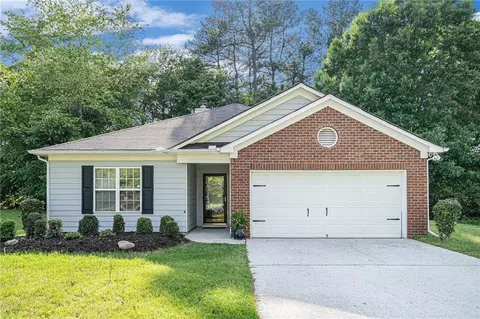 5527 Jerome Rd, College Park, GA 30349