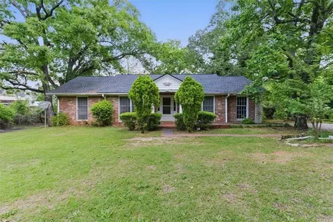 2105 Rockmart Rd SE, Rome, GA 30161