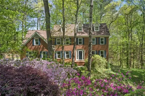 4152 Barberry Dr NE, Roswell, GA 30075