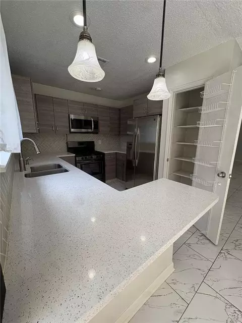 3285 Rollingbrook Way, Duluth, GA 30096 photo 5